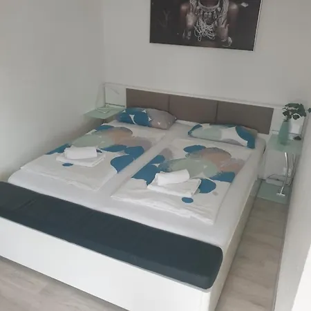 Miletta, Zentral Bodensee * フリードリヒスハーフェン